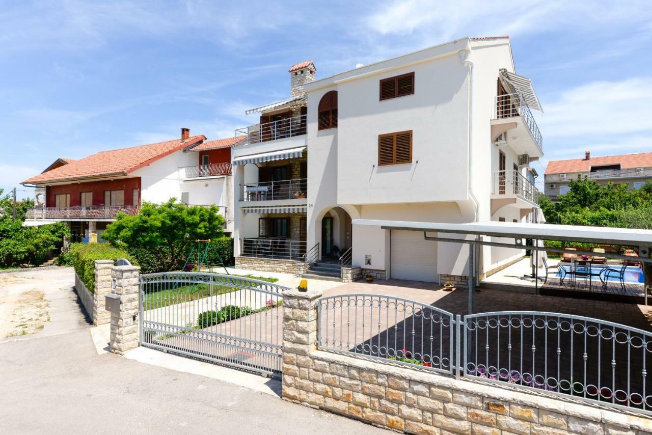 Apartmani Bosa 자다르 외부 사진