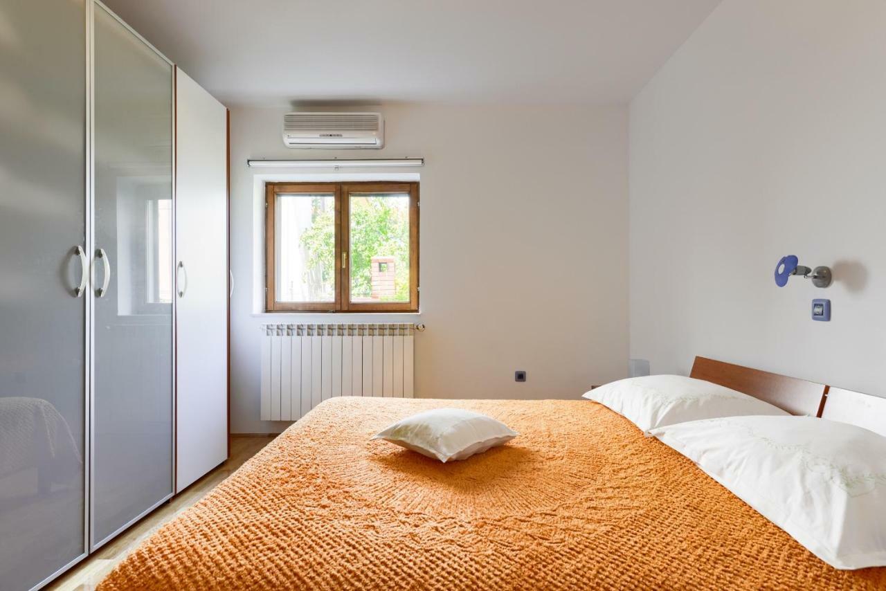 Apartmani Bosa 자다르 외부 사진