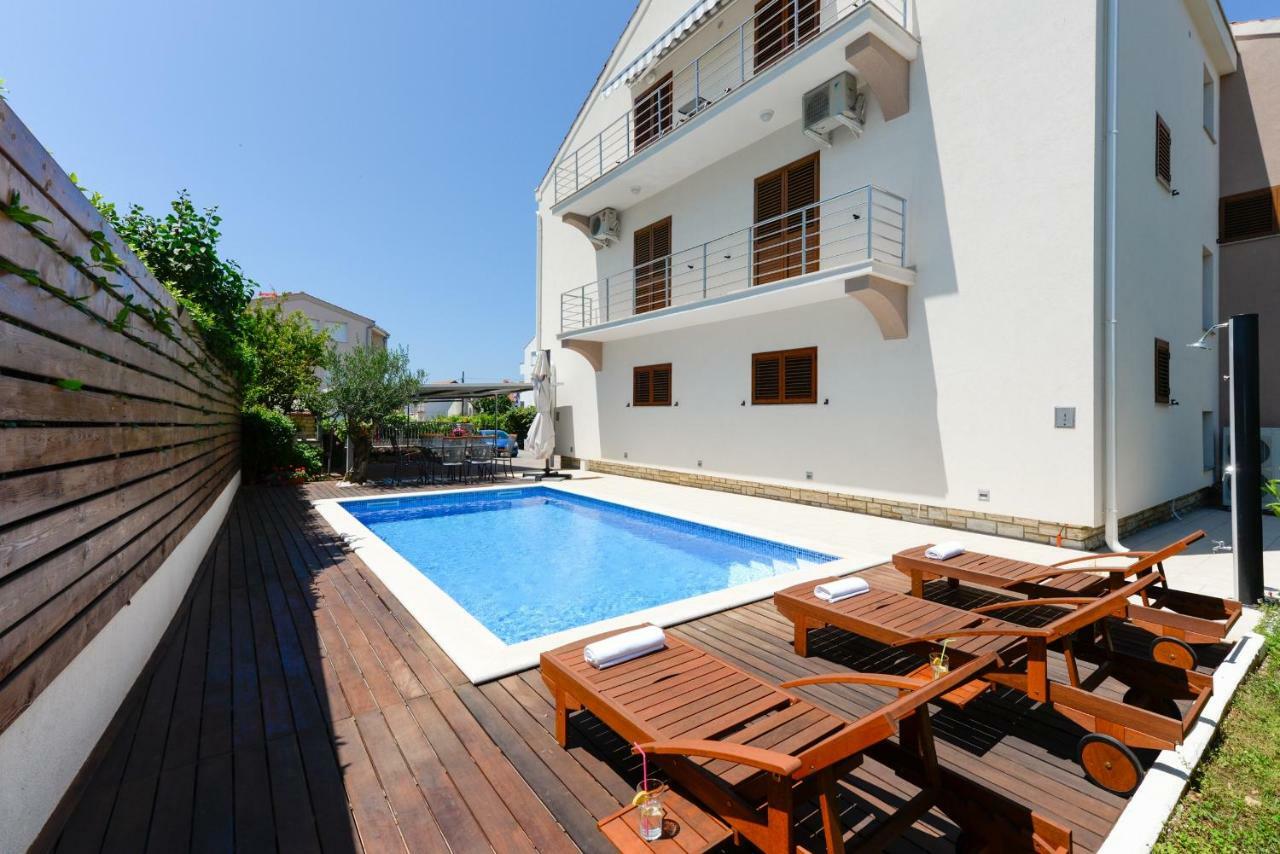 Apartmani Bosa 자다르 외부 사진