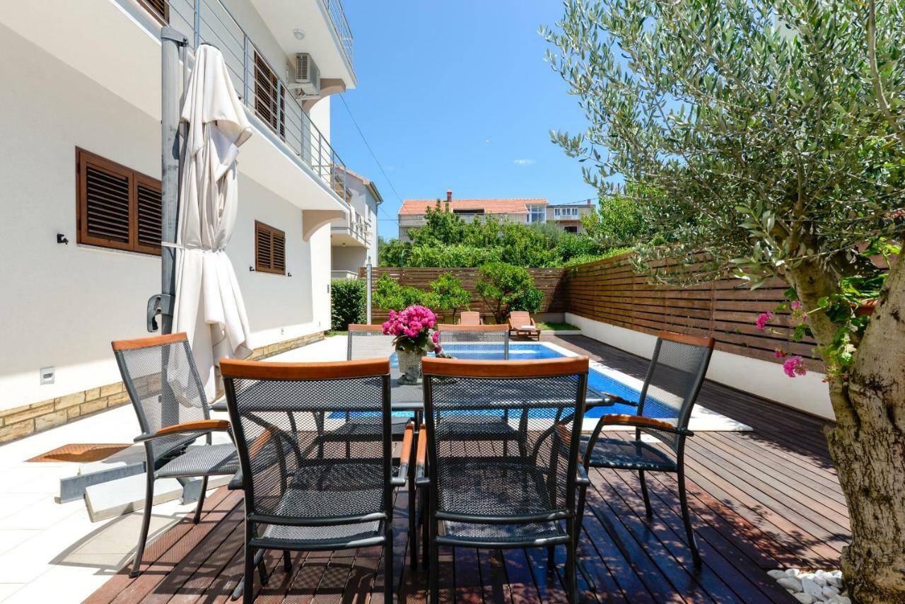 Apartmani Bosa 자다르 외부 사진