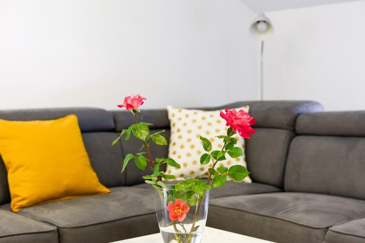 Apartmani Bosa 자다르 외부 사진