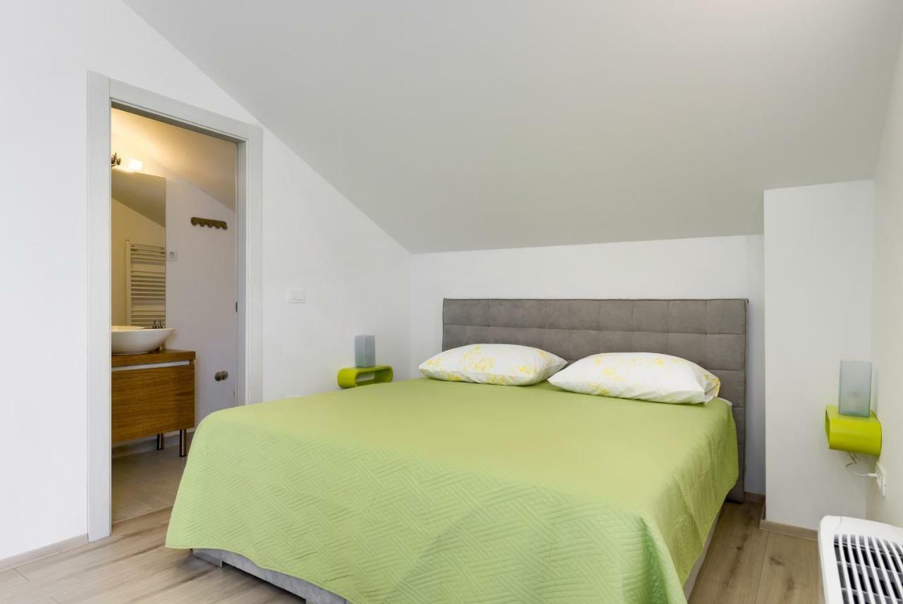 Apartmani Bosa 자다르 외부 사진