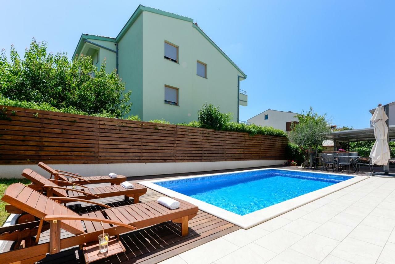 Apartmani Bosa 자다르 외부 사진