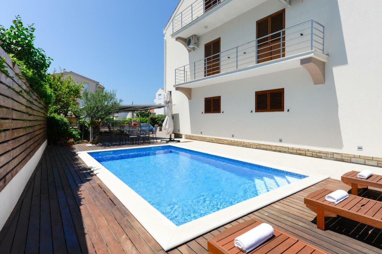 Apartmani Bosa 자다르 외부 사진