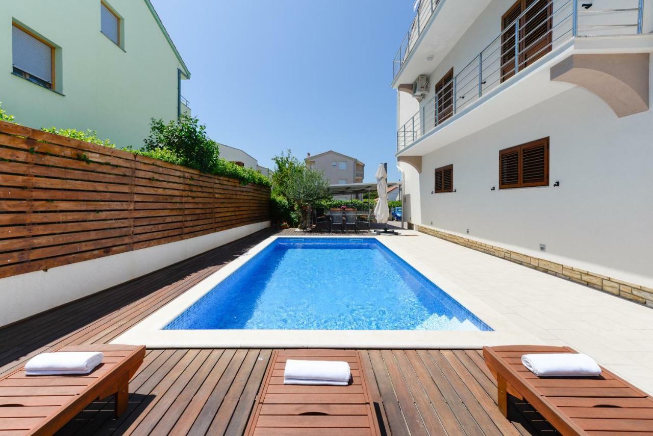 Apartmani Bosa 자다르 외부 사진